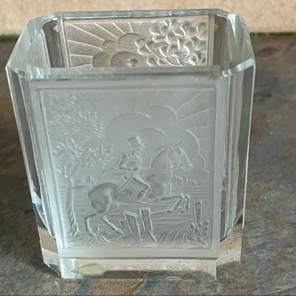 ART DECO CZECH FROSTED CIGARETTE π¬ HOLDER -EQUESTRIAN π THEME CIRCA 1935 EUC - Picture 5 of 16